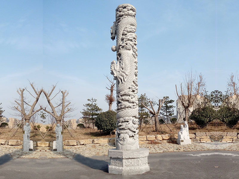 石龍柱